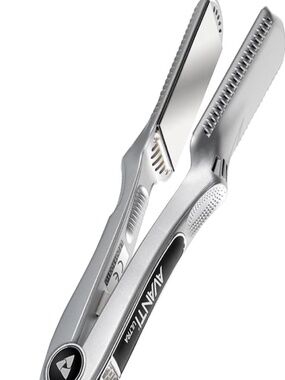 Avanti Ultra hair straightener with high quality Titanium plates